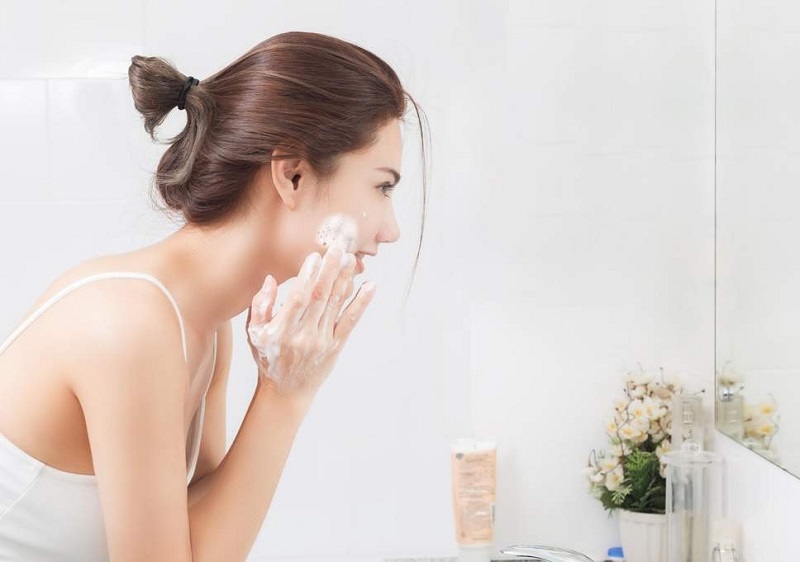 Sữa rửa mặt chính là làm sạch da mặt của bạn