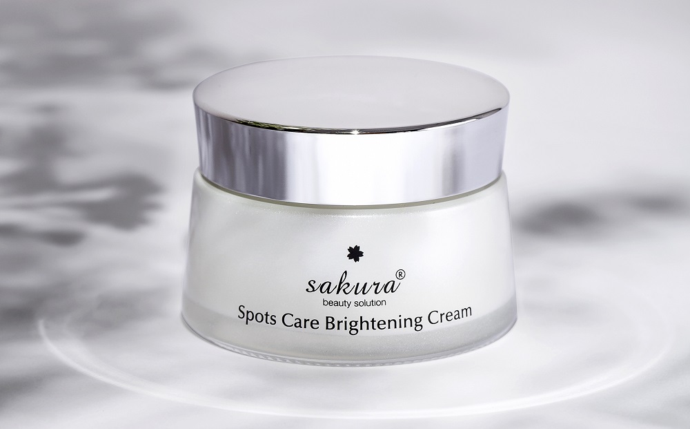 Kem Sakura Spots Care Brightening Cream