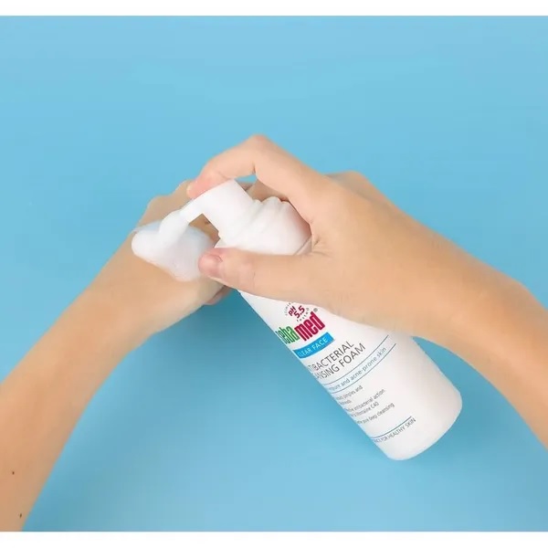 Sữa rửa mặt Face Antibacterial Cleansing Foam